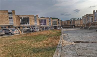  Brandnew House in El Trigal Norte - Hermosa Casa en El Trigal Norte